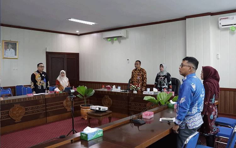 Asisten Administrasi Umum Setda Kalteng Ikuti Rakor Anugerah ASN