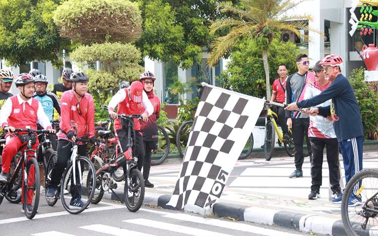 Pemprov Kalteng Bersepeda Gembira Jelang UCI MTB World Championship