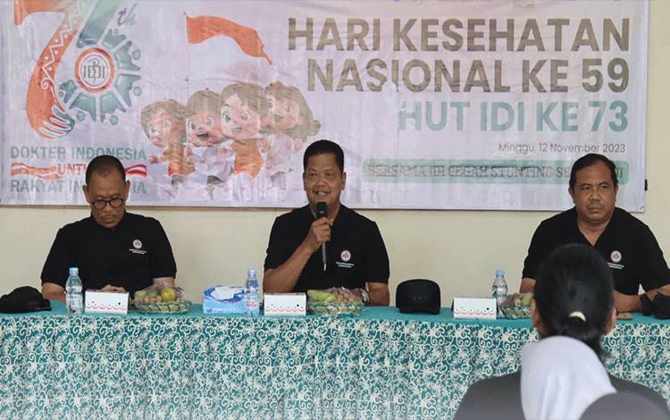 Pj Bupati Seruyan Hadiri HKN di Desa Kartika Bakti