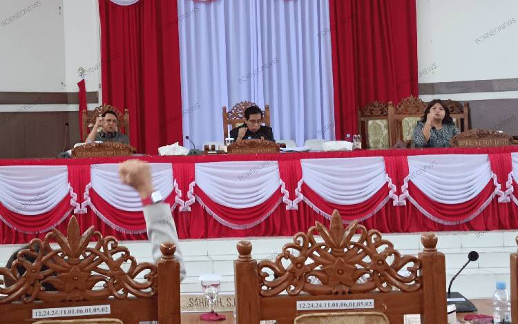 Semua Fraksi DPRD Gunung Mas Setuju Dua Raperda Dibahas Lebih Lanjut