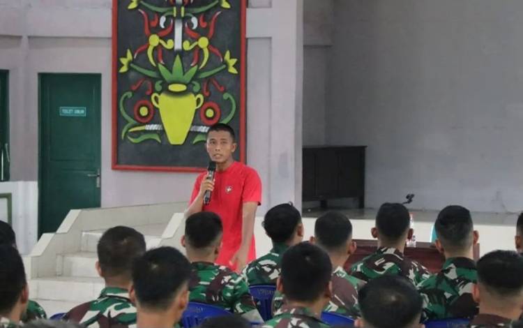Dandim Kapuas Beri Penekanan Terkait Pelanggaran Disiplin dan Risiko Hukum Bermain Judi Online