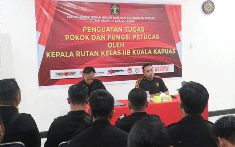 Kepala Rutan Kapuas Beri Penguatan Petugas Jaga untuk Tingkatkan Kamtib