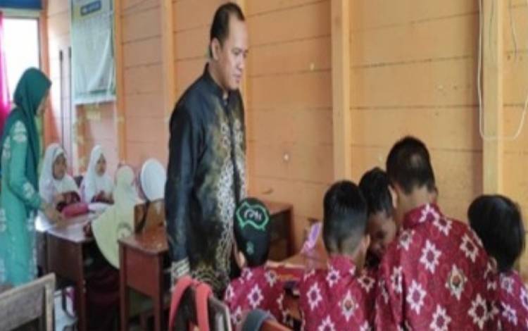 MIN 1 Kapuas Gelar Praktek Pembelajaran Bentuk Implementasi IKM
