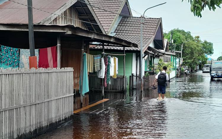 BPBD Peringatkan Waspada Banjir di Akhir 2023