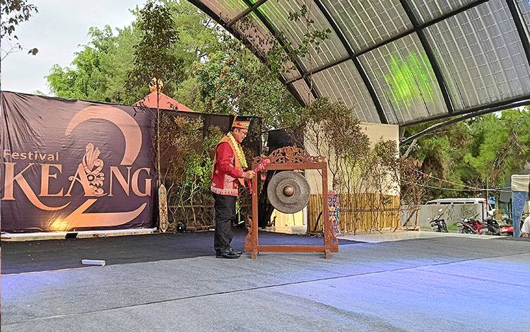 Pj Bupati Barito Timur Buka Festival Keang 2 di Tamiang Layang