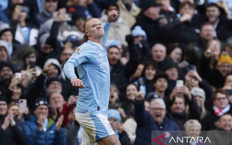 Manchester City Libas Huddersfield Lima Gol Tanpa Balas