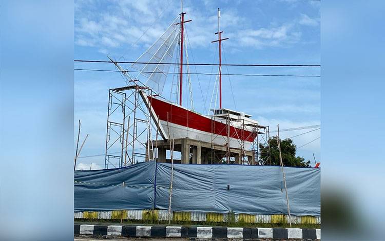 Pergantian Bundaran Monyet di Kobar dengan Ikon Kapal Miliki Arti Filosofi Kerja Keras Masyarakat?
