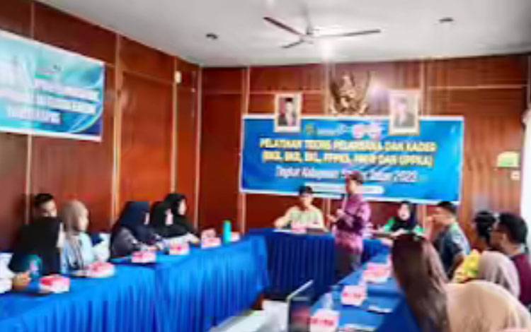 Dinas P3APPKB Kapuas Adakan Pelatihan Teknis Kader Bina Keluarga Balita