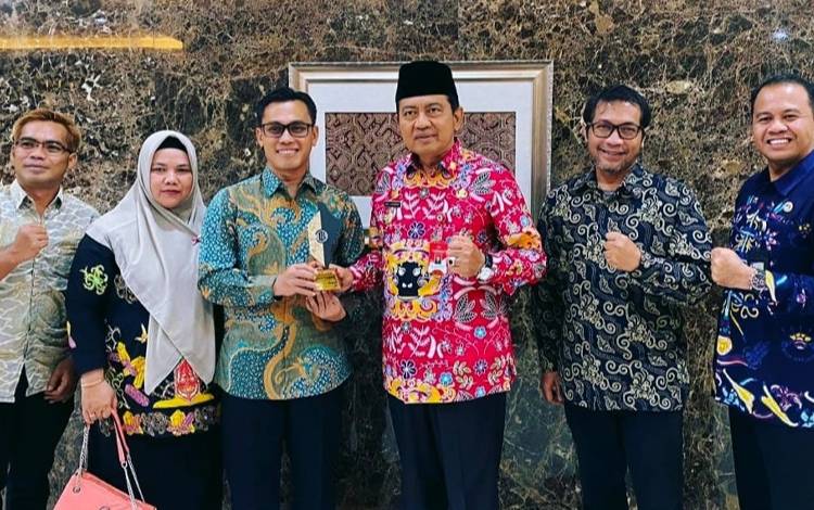 Kotawaringin Barat Raih Penghargaan Pahari Award dari Bank Indonesia