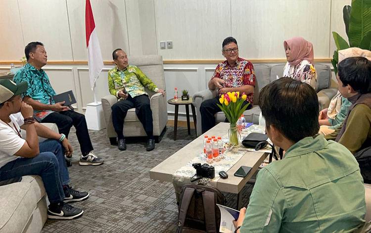 Abdul Rasyid Foundation Berikan Kesempatan Magang dan Kerja Khusus untuk Mahasiswa dan Alumni Universitas Palangka Raya