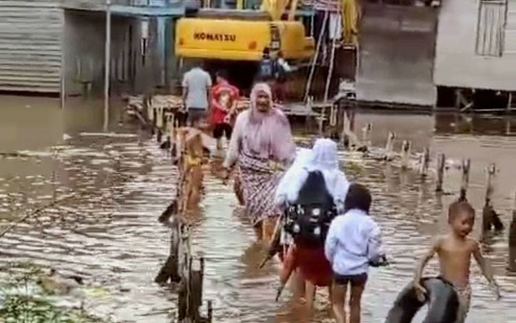 Sejumlah Wilayah di DAS Barito Dilanda Banjir, Dewan Kalteng Minta Perhatian Pemda