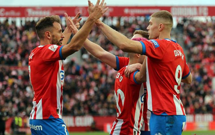 Girona Puncaki Klasemen Sementara Setelah Kalahkan Valencia 2-1