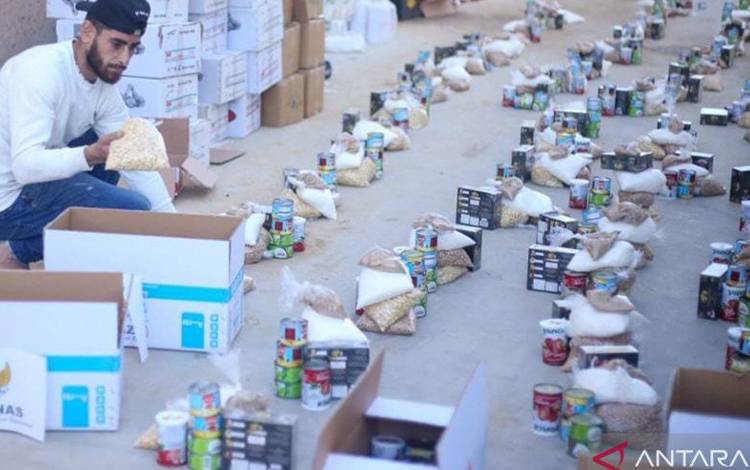 BAZNAS RI Kemas Bantuan Tahap Pertama Palestina di Gudang Mesir