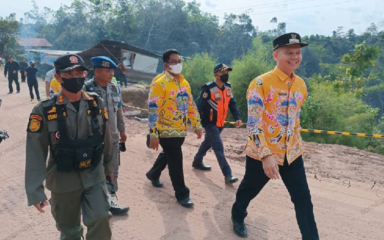 Jalan Rusak Palangka Raya - Kuala Kurun Sudah Ditangani, Ini Kata Bupati Gunung Mas