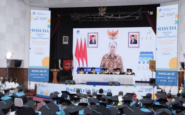 Menkominfo Ajak Lulusan STMM Ambil Peran dalam Digitalisasi Nasional