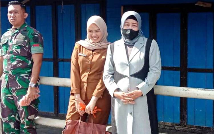 Ketua DPRD Barito Utara Minta Warga Tidak Membuang Sampah di Sungai