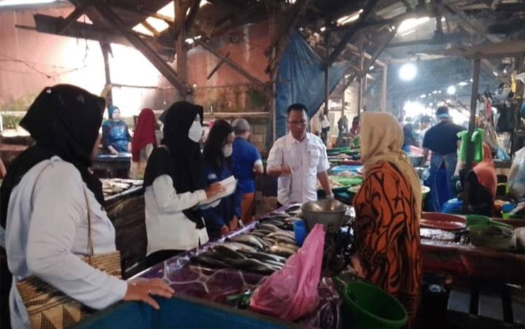 Ini Daftar Harga Ikan di Pasar Besar Palangka Raya yang Turun Hingga 40 Persen