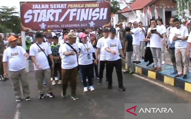 KPU Barito Selatan Tingkatkan Partisipasi Pemilih lewat Jalan Sehat