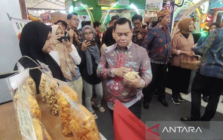 Bupati Kotim: Pameran Dagang Sampit Dorong Peningkatan Usaha Lokal