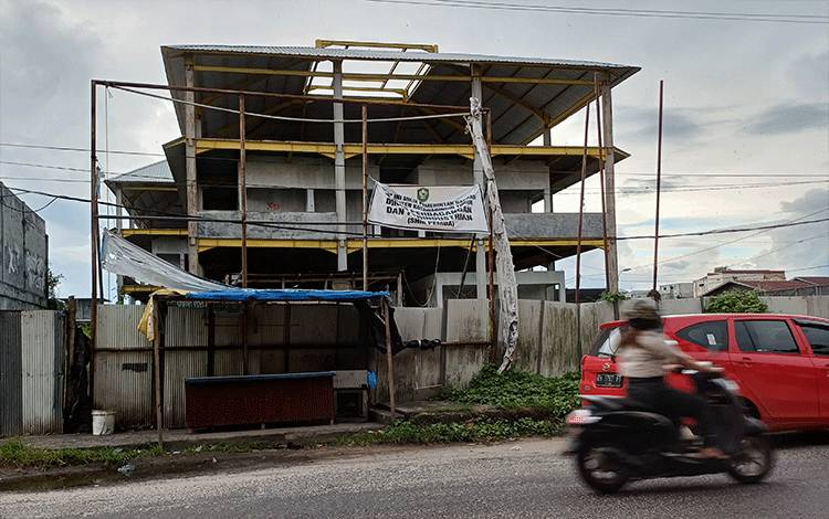 Bupati Kotim Instruksi OPD Tuntaskan Pembangunan Pasar Mangkikit