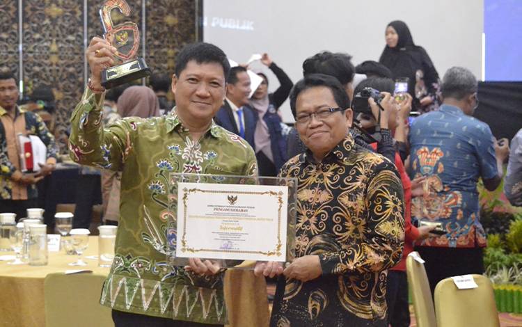 Disperkimtan Kalteng Raih Peringkat 3 Keterbukaan Informasi Publik