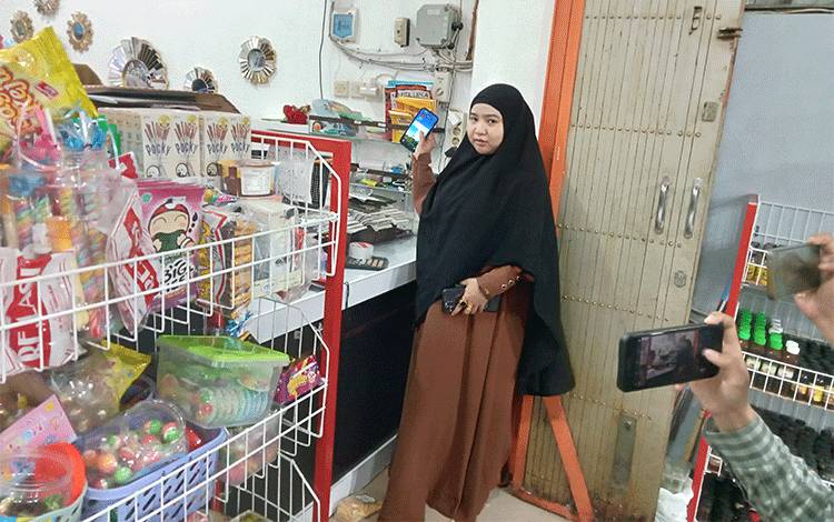 Baru Dua Hari Bekerja, Karyawan Toko Curi Handphone di Sampit