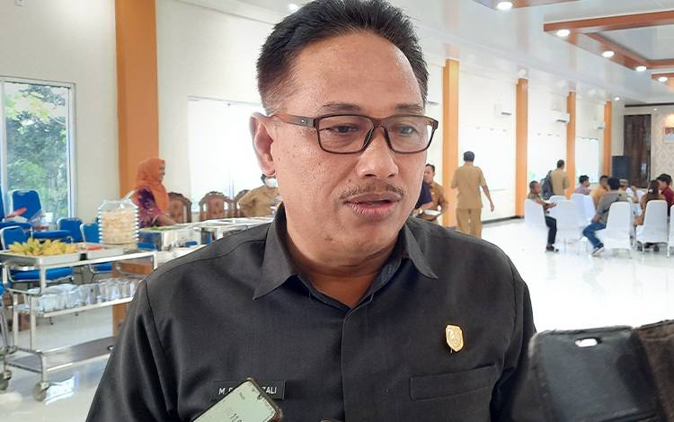 Wajib Pajak Kobar Diimbau Segera Lunasi Tunggakan Sebelum Akhir Tahun