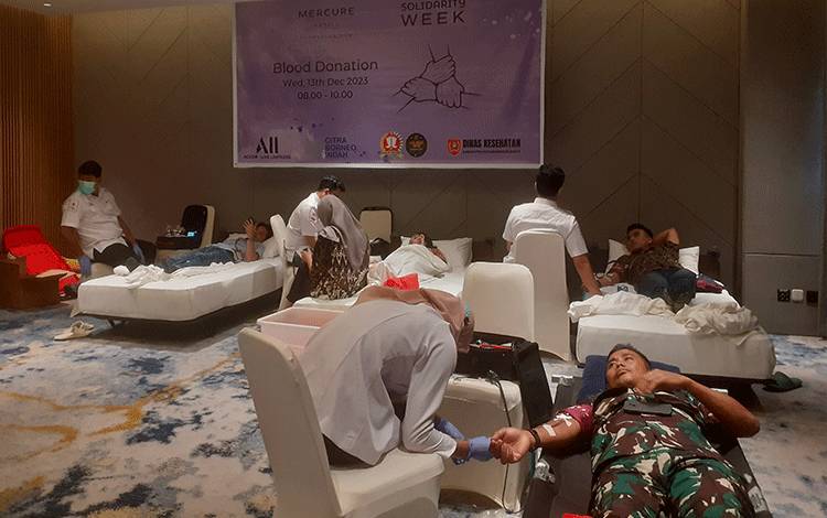 Mercure Hotel Pangkalan Bun Lakukan Bakti Sosial Donor Darah di Solidarity Week