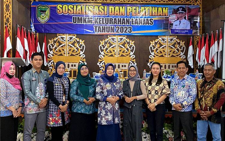 Kecamatan Teweh Tengah Memberdayakan UMKM dengan Menggelar Pelatihan