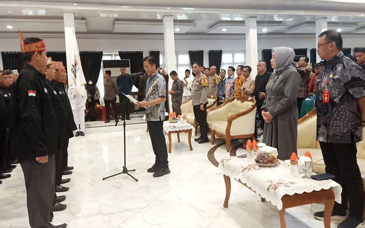 Pj Bupati Kukuhkan Forum Pembauran Kebangsaan Barito Utara