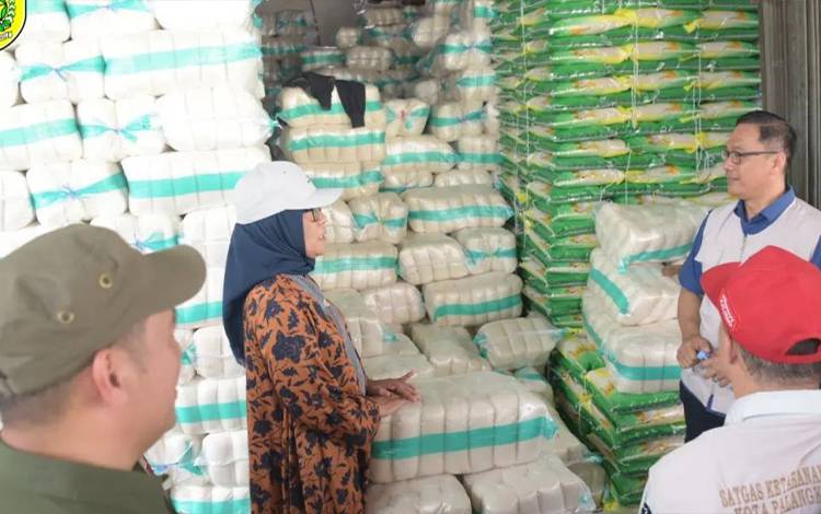Stok Beras di Pasar Besar Palangka Raya Dipastikan Aman