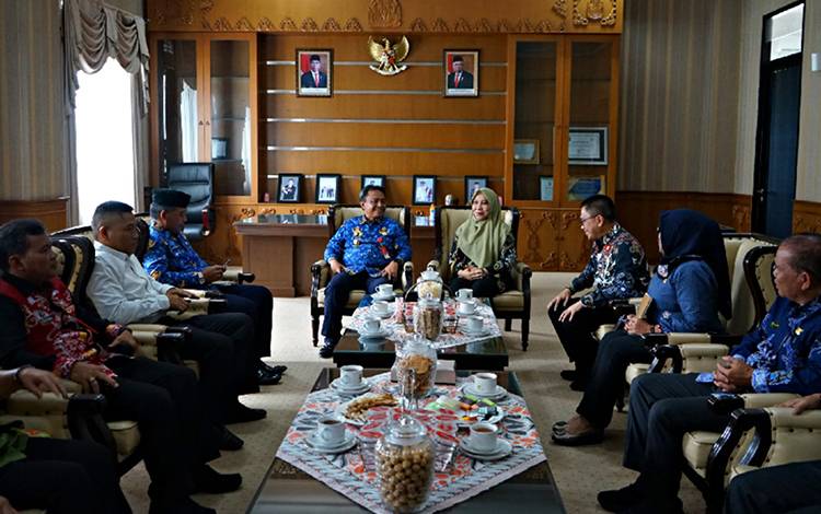 Pemkab Pulang Pisau Studi Tiru ke Pemkab Sumedang