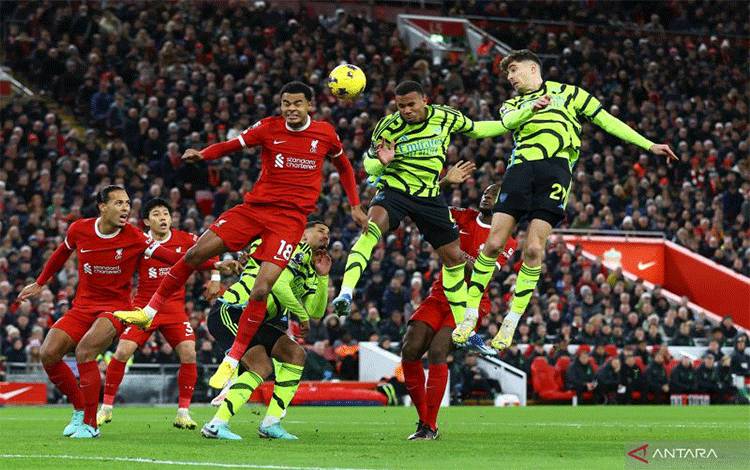 Klopp: Sangat Sulit Kehilangan Dua Bek Kiri Dalam Waktu Bersamaan