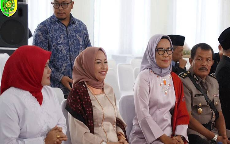 Peran Perempuan Sangat Sentral untuk Majukan Daerah
