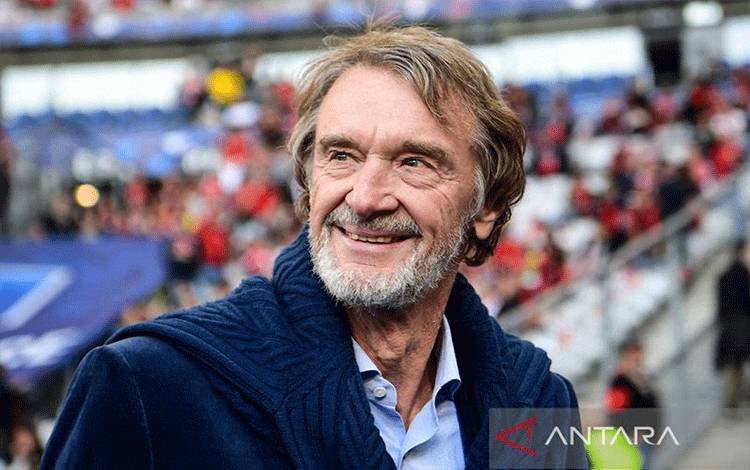 Jim Ratcliffe: Fan Sejak Kecil, Kini Pemilik Sebagian Saham Man United