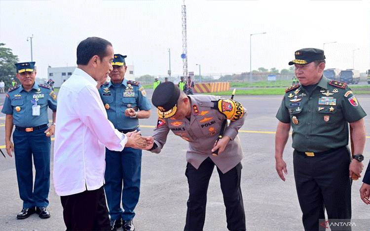 Jokowi ke Sulawesi Utara Resmikan BTS 4G dan Satelit Satria-1