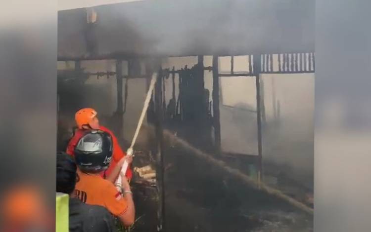 Kebakaran di Kelurahan Dahirang Hanguskan 3 Rumah