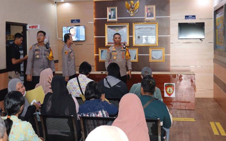Kapolres Kobar Minta Petugas Berikan Pelayanan Secara Maksimal