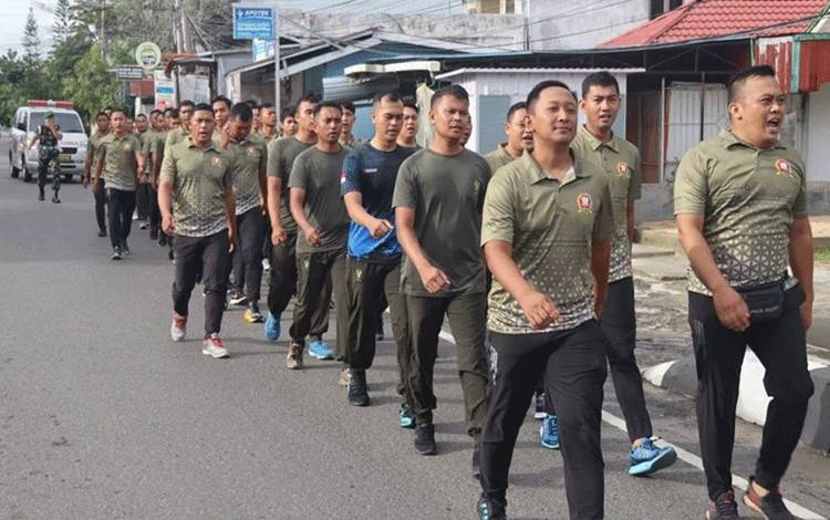 Jaga Kebugaran, Dandim 1011 Kuala Kapuas dan Anggota Gelar Olahraga Bersama