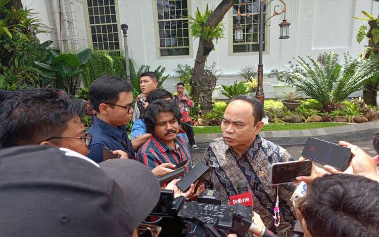 Budi Arie Sebut Dukungan Jokowi untuk Prabowo-Gibran Sudah Jelas