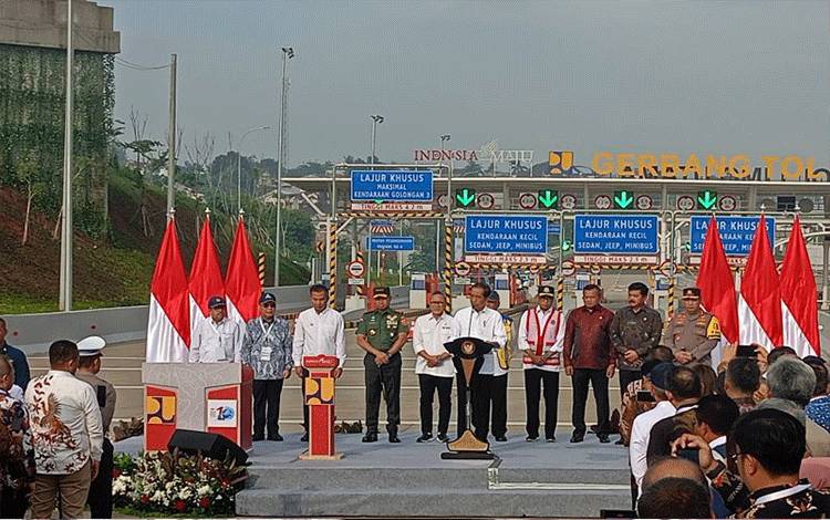 Jokowi Akui Bicara Pilpres Dengan Prabowo, Airlangga, dan Zulkifli