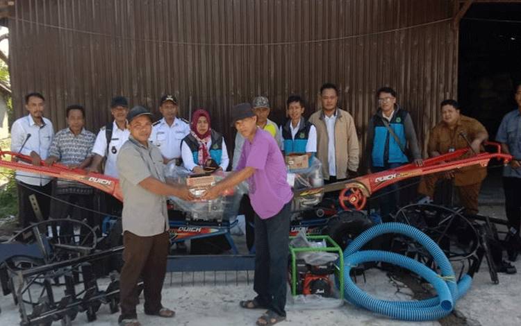 Camat Kapuas Kuala Monev Dana Desa di Desa Wargo Mulyo