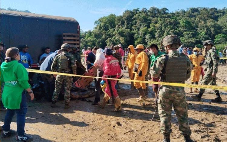 33 Orang Tewas, 19 Luka-Luka Akibat Longsor di Jalan Raya Kolombia