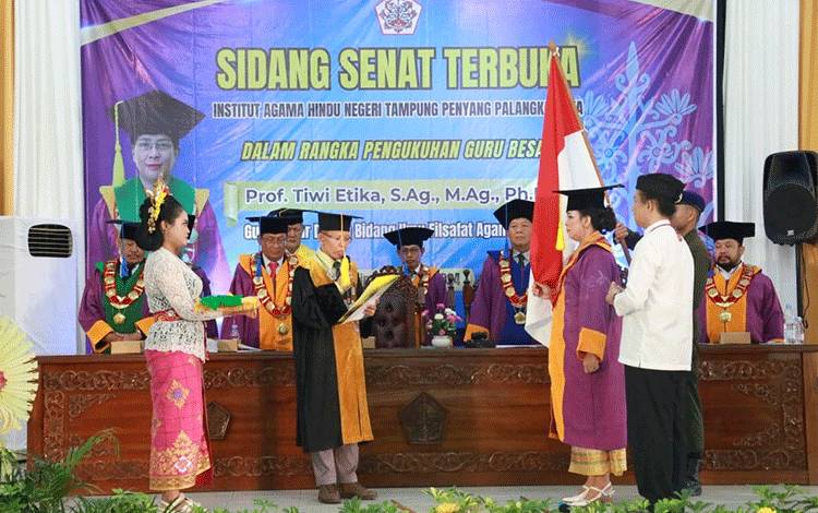 Yuas Elko: Guru Besar Gelorakan Semangat Majukan Kualitas Pendidikan