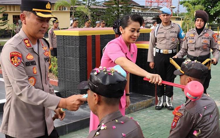 Polres Kapuas Gelar Tradisi Penyambutan dan Orientasi Bintara Remaja di Mapolres
