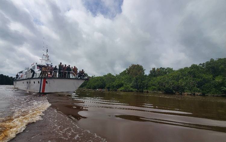 BKSDA Kalteng Dukung Rencana Taman Satwa Kotim di Pulau Hanibung
