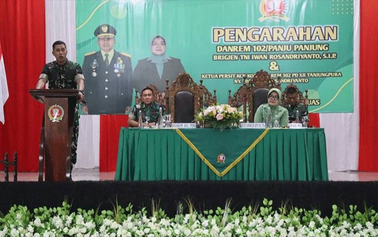 Kunjungan Kerja ke Kodim Kapuas, Danrem 102 Panju Panjung Tekankan Netralitas TNI?