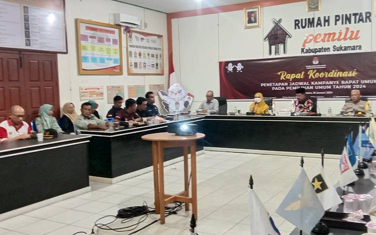 Pemkab Sukamara Tegaskan Parpol Jangan Pasang Atribut Kampanye di Pohon Aset Pemeritah
