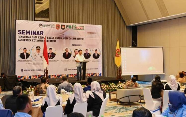 Pj Bupati Kobar Berharap BUMD Terus Berdampak Positif Bagi Perekonomian Daerah