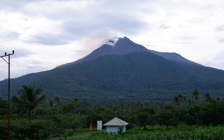PVMBG Ingatkan Masih Ada Potensi Ancaman Erupsi Gunung Lewotobi